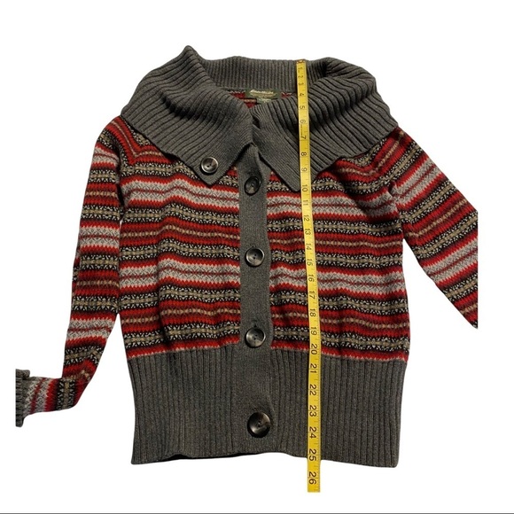 Eddie Bauer Women’s Large Gray and Red Cowl Neck Cardigan Sweater - Picture 5 of 6